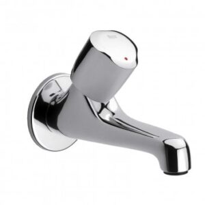 Brass bathroom sink tap, modern chrome finish, single-handle basin mixer for stylish bathroom updates.
